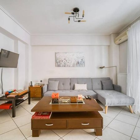 אתונה Spacious Family Flat Near Parthenon Free Parking מראה חיצוני תמונה