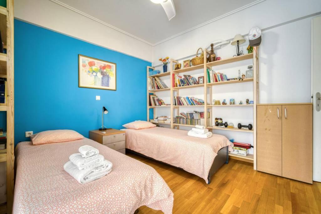 אתונה Spacious Family Flat Near Parthenon Free Parking מראה חיצוני תמונה