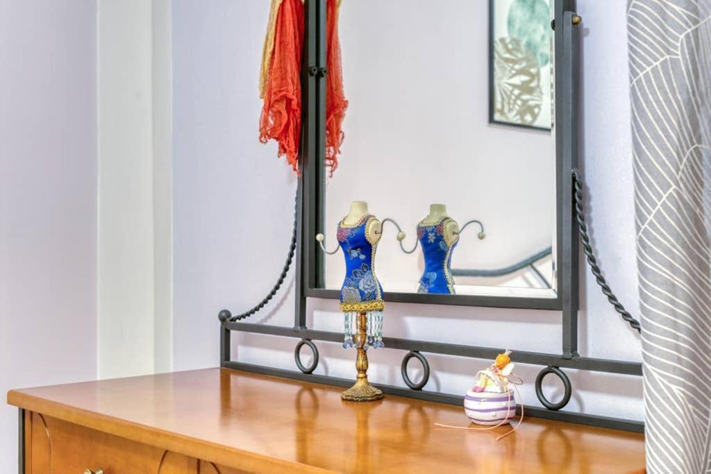 אתונה Spacious Family Flat Near Parthenon Free Parking מראה חיצוני תמונה