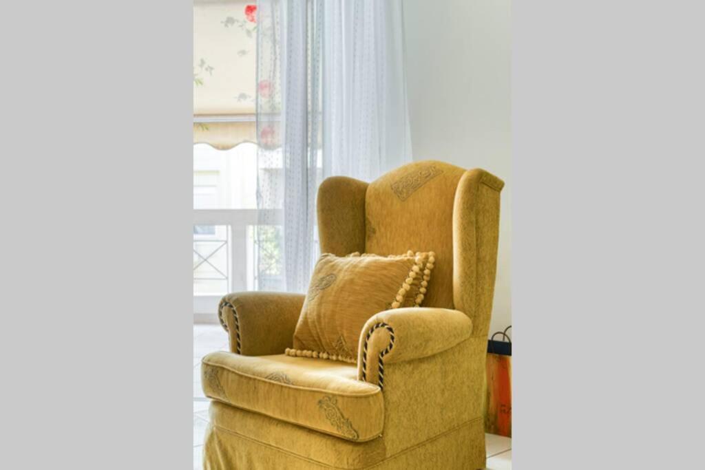אתונה Spacious Family Flat Near Parthenon Free Parking מראה חיצוני תמונה