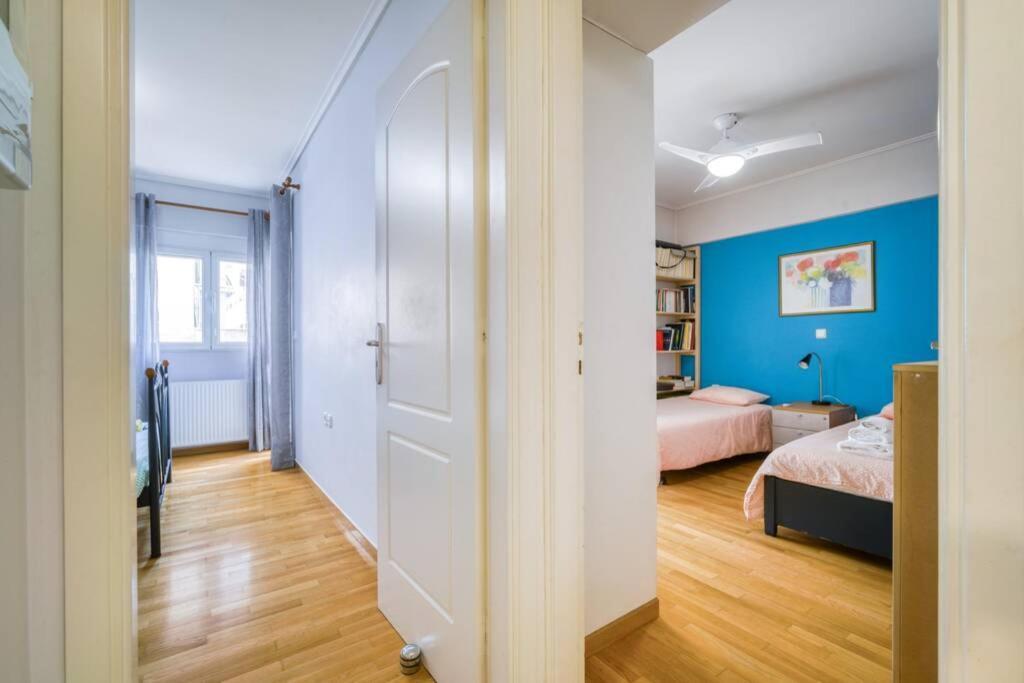 אתונה Spacious Family Flat Near Parthenon Free Parking מראה חיצוני תמונה
