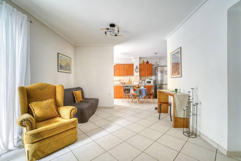 אתונה Spacious Family Flat Near Parthenon Free Parking מראה חיצוני תמונה