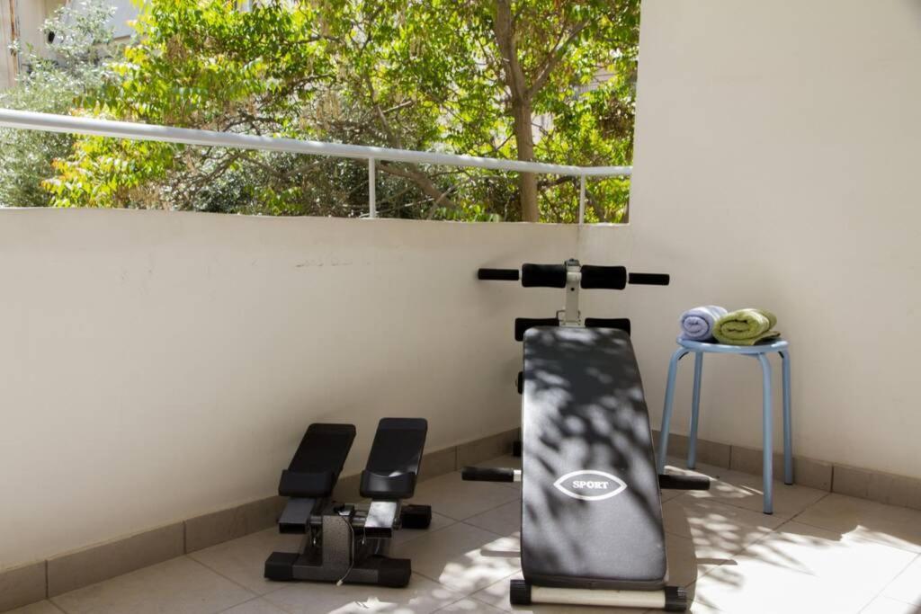 אתונה Spacious Family Flat Near Parthenon Free Parking מראה חיצוני תמונה