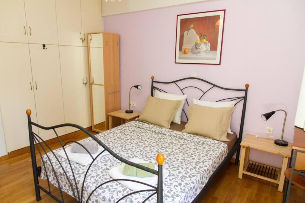 אתונה Spacious Family Flat Near Parthenon Free Parking מראה חיצוני תמונה